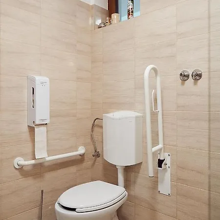 Vadvirag Vendeghaz Affittacamere Izsák
